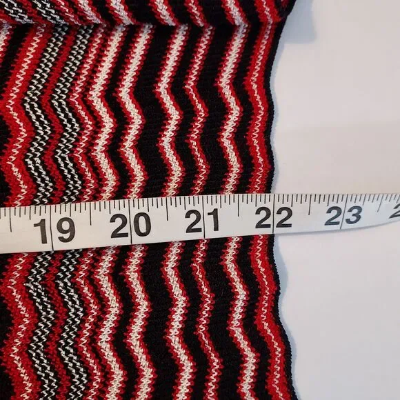 Anne Klein Chevron Cardigan Sweater size Small Open Front Tie Belt Red Black - Picture 11 of 11